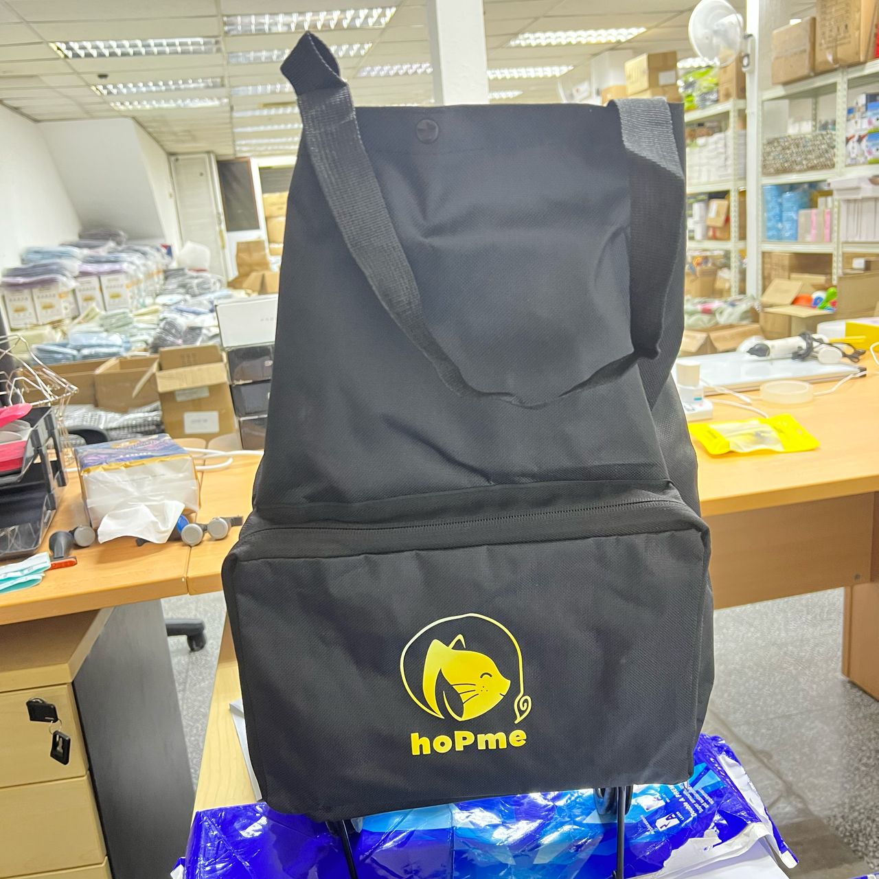 Foldable Shopping Bag with Wheels 可折叠带轮购物袋